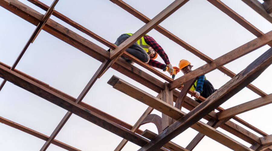 Professional gutter cleaning services in Bethel, MN